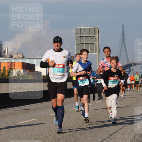 03.10.2025 - Köhlbrandbrückenlauf Luisa Fischer http://msf.ph/oto/9008691 03.10.2025 10:50:32 Position 3 3791, 3196, 1173 meine-sportfotos.de