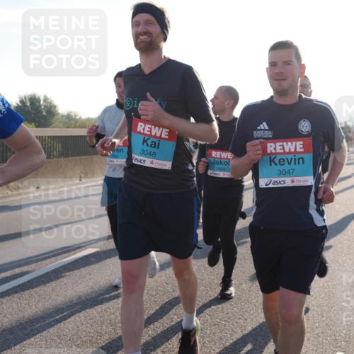 03.10.2025 - Köhlbrandbrückenlauf Fabian Wolf http://msf.ph/oto/9008764 03.10.2025 09:20:49 Position 3 3048, 1782, 1892, 3047 meine-sportfotos.de