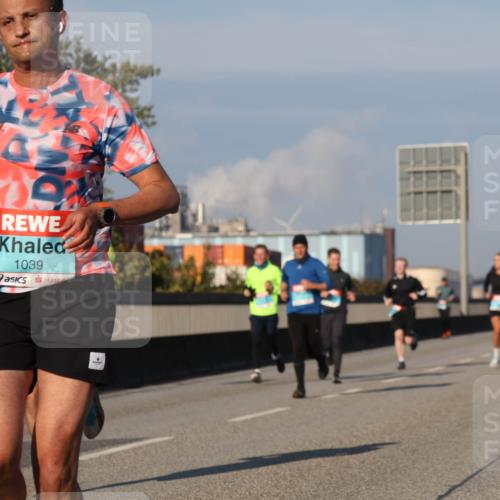 03.10.2025 - Köhlbrandbrückenlauf Luisa Fischer http://msf.ph/oto/9008767 03.10.2025 10:50:37 Position 3 1039 meine-sportfotos.de