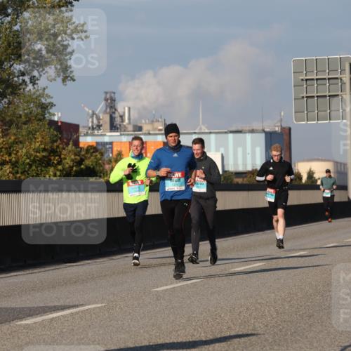 03.10.2025 - Köhlbrandbrückenlauf Luisa Fischer http://msf.ph/oto/9008781 03.10.2025 10:50:38 Position 3 1370 meine-sportfotos.de