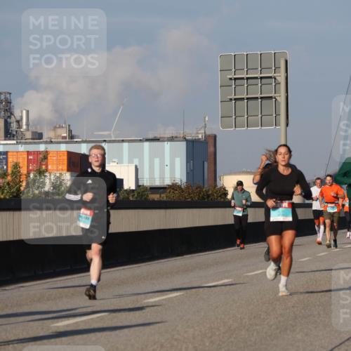 03.10.2025 - Köhlbrandbrückenlauf Luisa Fischer http://msf.ph/oto/9008817 03.10.2025 10:50:41 Position 3 3496 meine-sportfotos.de