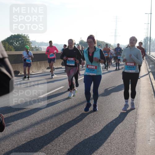 03.10.2025 - Köhlbrandbrückenlauf Fabian Wolf http://msf.ph/oto/9008819 03.10.2025 09:20:51 Position 3 1911, 1954 meine-sportfotos.de