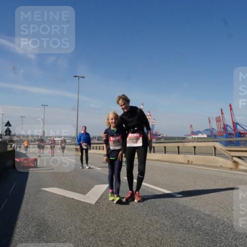 03.10.2025 - Köhlbrandbrückenlauf Matties Gatica Varas http://msf.ph/oto/9008898 03.10.2025 13:05:11 Position 2 5904, 1 meine-sportfotos.de