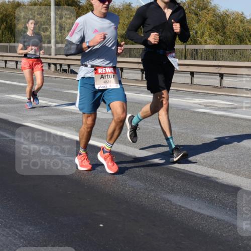 03.10.2025 - Köhlbrandbrückenlauf Julia Fischer http://msf.ph/oto/9008916 03.10.2025 12:51:41 Position 3 4831 meine-sportfotos.de