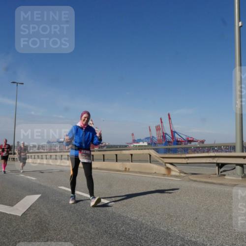 03.10.2025 - Köhlbrandbrückenlauf Matties Gatica Varas http://msf.ph/oto/9008933 03.10.2025 13:05:16 Position 2 5184 meine-sportfotos.de