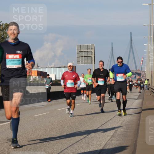 03.10.2025 - Köhlbrandbrückenlauf Luisa Fischer http://msf.ph/oto/9008954 03.10.2025 10:50:49 Position 3 312, 3138, 1239 meine-sportfotos.de