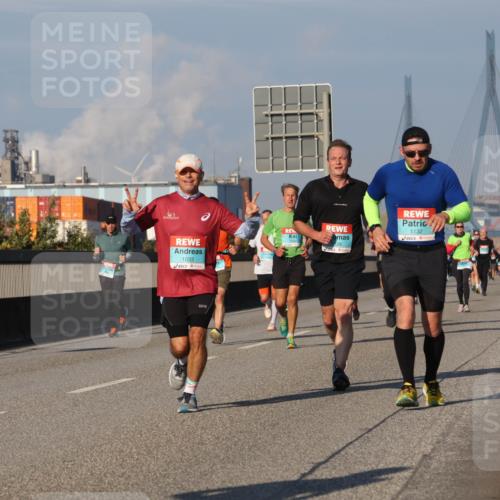 03.10.2025 - Köhlbrandbrückenlauf Luisa Fischer http://msf.ph/oto/9008961 03.10.2025 10:50:50 Position 3 1033, 1132 meine-sportfotos.de