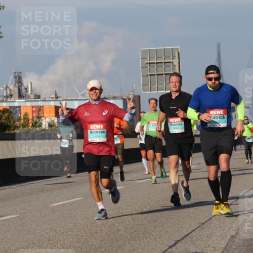03.10.2025 - Köhlbrandbrückenlauf Luisa Fischer http://msf.ph/oto/9008966 03.10.2025 10:50:50 Position 3 1033, 132, 1239 meine-sportfotos.de