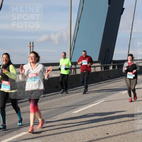 03.10.2025 - Köhlbrandbrückenlauf Julia Fischer http://msf.ph/oto/9008987 03.10.2025 10:08:14 Position 2 2547, 2199 meine-sportfotos.de