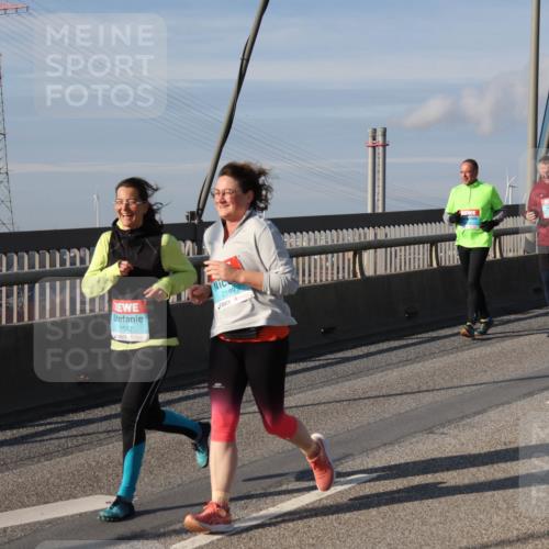 03.10.2025 - Köhlbrandbrückenlauf Julia Fischer http://msf.ph/oto/9008995 03.10.2025 10:08:15 Position 2 2199, 2547 meine-sportfotos.de