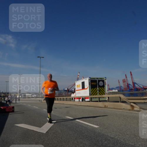 03.10.2025 - Köhlbrandbrückenlauf Matties Gatica Varas http://msf.ph/oto/9009012 03.10.2025 13:05:28 Position 2 4662 meine-sportfotos.de