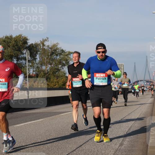 03.10.2025 - Köhlbrandbrückenlauf Luisa Fischer http://msf.ph/oto/9009028 03.10.2025 10:50:54 Position 3 1033, 1239, 1132 meine-sportfotos.de