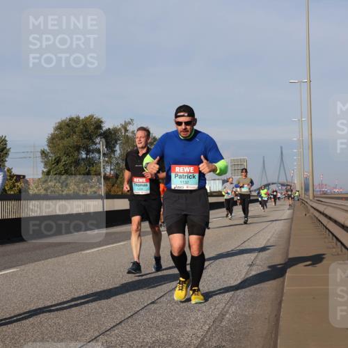 03.10.2025 - Köhlbrandbrückenlauf Luisa Fischer http://msf.ph/oto/9009036 03.10.2025 10:50:55 Position 3 1033, 1239, 1132 meine-sportfotos.de