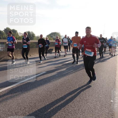 03.10.2025 - Köhlbrandbrückenlauf Fabian Wolf http://msf.ph/oto/9009056 03.10.2025 09:20:56 Position 3 1066 meine-sportfotos.de