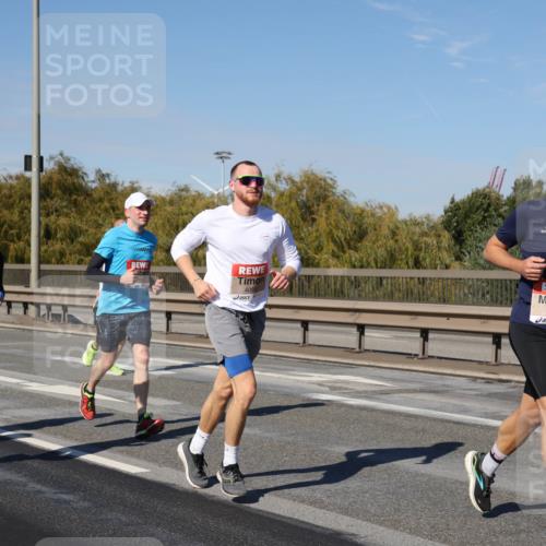 03.10.2025 - Köhlbrandbrückenlauf Julia Fischer http://msf.ph/oto/9009062 03.10.2025 12:52:05 Position 3 4151, 4066, 6356 meine-sportfotos.de