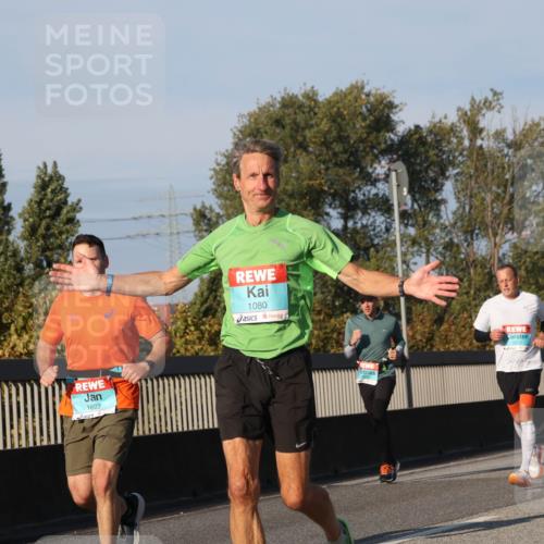 03.10.2025 - Köhlbrandbrückenlauf Luisa Fischer http://msf.ph/oto/9009092 03.10.2025 10:50:58 Position 3 1622, 1080, 3821 meine-sportfotos.de