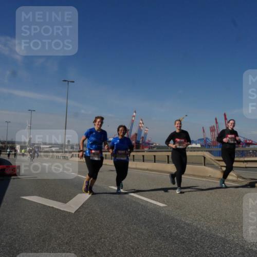 03.10.2025 - Köhlbrandbrückenlauf Matties Gatica Varas http://msf.ph/oto/9009143 03.10.2025 13:05:48 Position 2  meine-sportfotos.de