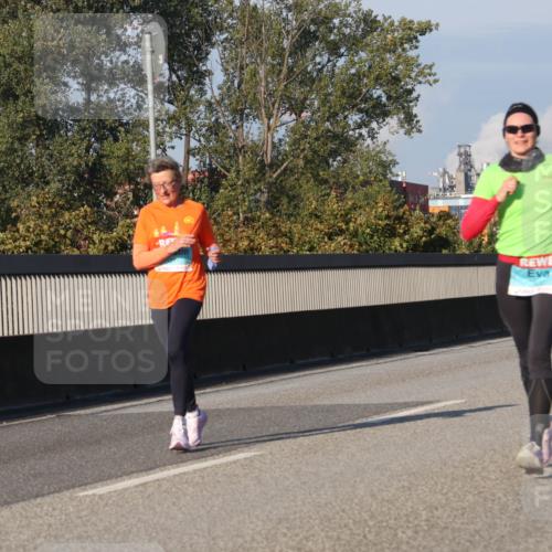 03.10.2025 - Köhlbrandbrückenlauf Luisa Fischer http://msf.ph/oto/9009146 03.10.2025 10:51:04 Position 3  meine-sportfotos.de