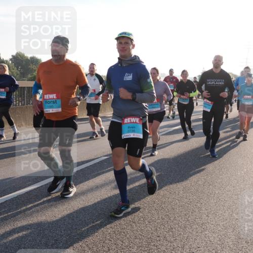 03.10.2025 - Köhlbrandbrückenlauf Fabian Wolf http://msf.ph/oto/9009149 03.10.2025 09:20:58 Position 3 1593, 1538, 3736 meine-sportfotos.de