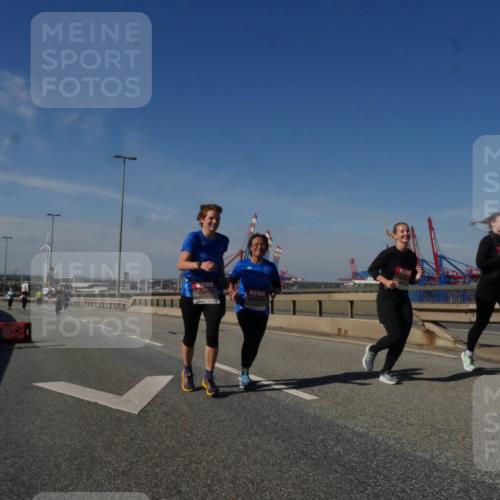 03.10.2025 - Köhlbrandbrückenlauf Matties Gatica Varas http://msf.ph/oto/9009153 03.10.2025 13:05:48 Position 2  meine-sportfotos.de