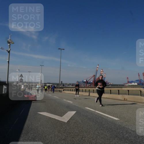 03.10.2025 - Köhlbrandbrückenlauf Matties Gatica Varas http://msf.ph/oto/9009200 03.10.2025 13:05:57 Position 2  meine-sportfotos.de