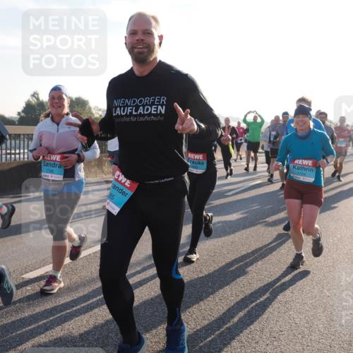 03.10.2025 - Köhlbrandbrückenlauf Fabian Wolf http://msf.ph/oto/9009203 03.10.2025 09:21:00 Position 3 2690, 1746, 185, 3480, 1754 meine-sportfotos.de