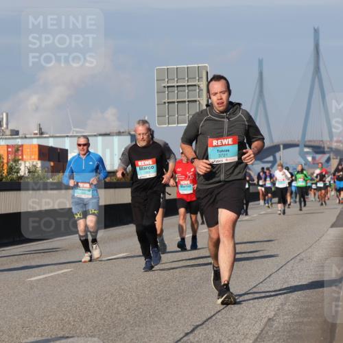 03.10.2025 - Köhlbrandbrückenlauf Luisa Fischer http://msf.ph/oto/9009226 03.10.2025 10:51:09 Position 3 1385, 3721 meine-sportfotos.de