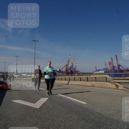 03.10.2025 - Köhlbrandbrückenlauf Matties Gatica Varas http://msf.ph/oto/9009249 03.10.2025 13:06:07 Position 2  meine-sportfotos.de