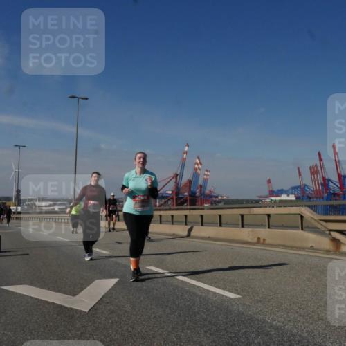 03.10.2025 - Köhlbrandbrückenlauf Matties Gatica Varas http://msf.ph/oto/9009256 03.10.2025 13:06:07 Position 2  meine-sportfotos.de