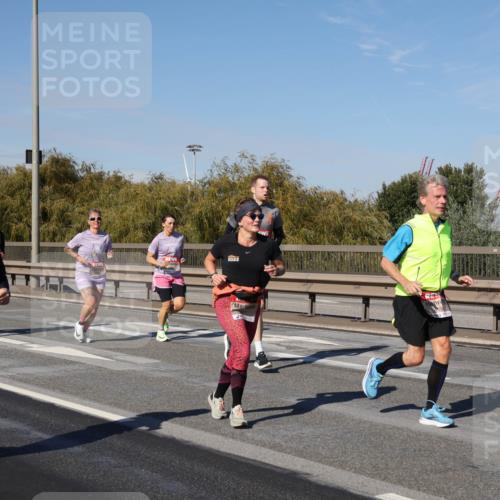 03.10.2025 - Köhlbrandbrückenlauf Julia Fischer http://msf.ph/oto/9009378 03.10.2025 12:52:48 Position 3 5971, 2022 meine-sportfotos.de