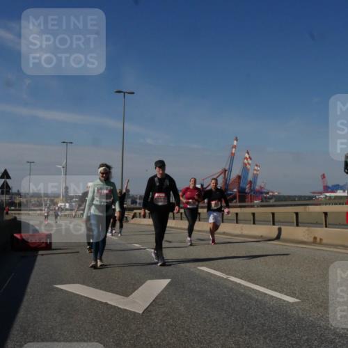 03.10.2025 - Köhlbrandbrückenlauf Matties Gatica Varas http://msf.ph/oto/9009384 03.10.2025 13:06:26 Position 2  meine-sportfotos.de