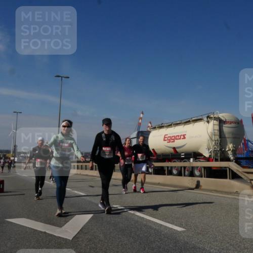 03.10.2025 - Köhlbrandbrückenlauf Matties Gatica Varas http://msf.ph/oto/9009411 03.10.2025 13:06:27 Position 2 997 meine-sportfotos.de
