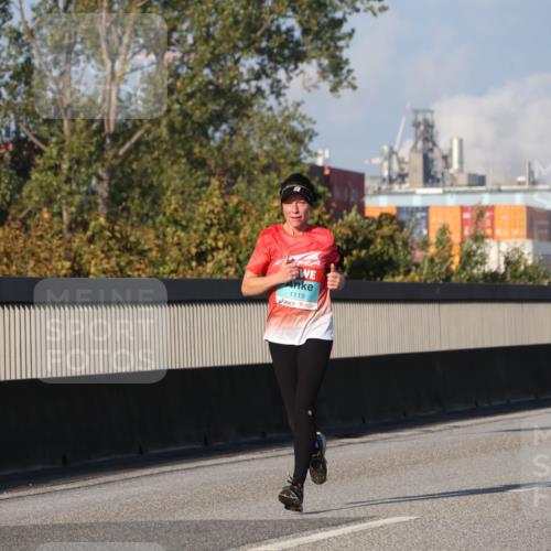 03.10.2025 - Köhlbrandbrückenlauf Luisa Fischer http://msf.ph/oto/9009416 03.10.2025 10:51:20 Position 3 1119 meine-sportfotos.de