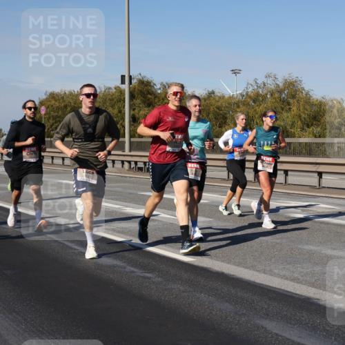 03.10.2025 - Köhlbrandbrückenlauf Julia Fischer http://msf.ph/oto/9009418 03.10.2025 12:52:51 Position 3 2025, 0154 meine-sportfotos.de