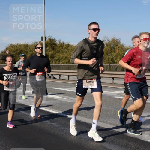 03.10.2025 - Köhlbrandbrückenlauf Julia Fischer http://msf.ph/oto/9009429 03.10.2025 12:52:52 Position 3 4159, 4026, 4761, 6305, 4015 meine-sportfotos.de