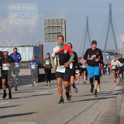 03.10.2025 - Köhlbrandbrückenlauf Luisa Fischer http://msf.ph/oto/9009573 03.10.2025 10:51:31 Position 3  meine-sportfotos.de