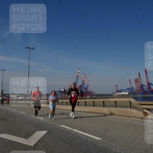 03.10.2025 - Köhlbrandbrückenlauf Matties Gatica Varas http://msf.ph/oto/9009578 03.10.2025 13:06:56 Position 2  meine-sportfotos.de