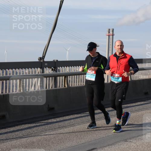 03.10.2025 - Köhlbrandbrückenlauf Julia Fischer http://msf.ph/oto/9009655 03.10.2025 10:16:11 Position 2 2607, 2643 meine-sportfotos.de