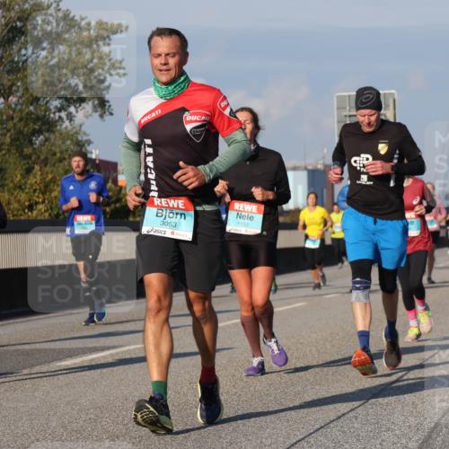 03.10.2025 - Köhlbrandbrückenlauf Luisa Fischer http://msf.ph/oto/9009665 03.10.2025 10:51:36 Position 3 1152, 3053, 2661 meine-sportfotos.de