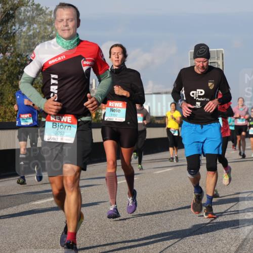 03.10.2025 - Köhlbrandbrückenlauf Luisa Fischer http://msf.ph/oto/9009676 03.10.2025 10:51:36 Position 3 3053, 1152 meine-sportfotos.de