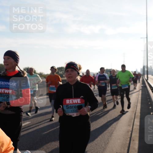 03.10.2025 - Köhlbrandbrückenlauf Fabian Wolf http://msf.ph/oto/9009679 03.10.2025 09:21:12 Position 3 2970, 1723 meine-sportfotos.de