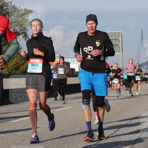 03.10.2025 - Köhlbrandbrückenlauf Luisa Fischer http://msf.ph/oto/9009691 03.10.2025 10:51:37 Position 3 3053, 1152, 5 meine-sportfotos.de