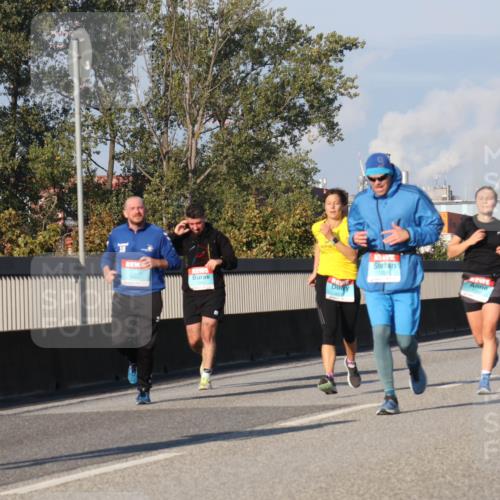 03.10.2025 - Köhlbrandbrückenlauf Luisa Fischer http://msf.ph/oto/9009781 03.10.2025 10:51:42 Position 3  meine-sportfotos.de