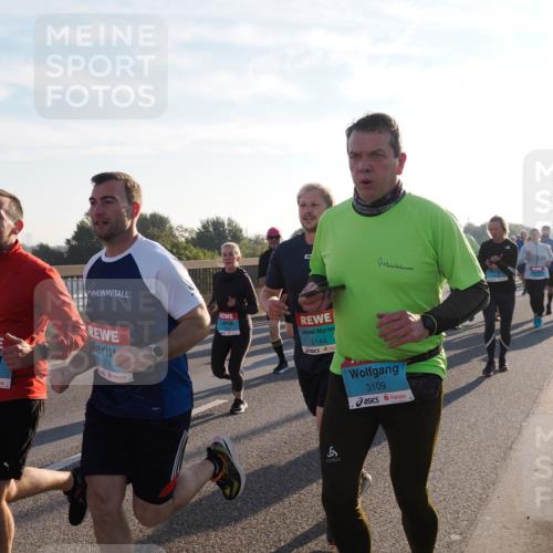 03.10.2025 - Köhlbrandbrückenlauf Fabian Wolf http://msf.ph/oto/9009782 03.10.2025 09:21:15 Position 3 2165, 2171, 2144, 3109 meine-sportfotos.de
