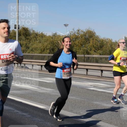 03.10.2025 - Köhlbrandbrückenlauf Julia Fischer http://msf.ph/oto/9009794 03.10.2025 12:53:57 Position 3 4403, 4195 meine-sportfotos.de