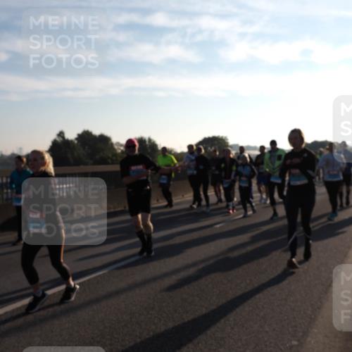 03.10.2025 - Köhlbrandbrückenlauf Fabian Wolf http://msf.ph/oto/9009819 03.10.2025 09:21:15 Position 3  meine-sportfotos.de
