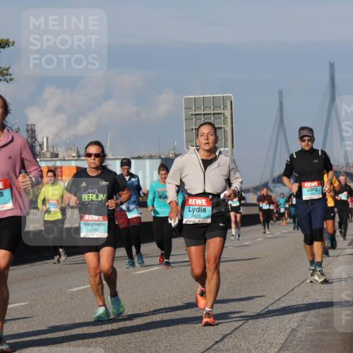 03.10.2025 - Köhlbrandbrückenlauf Luisa Fischer http://msf.ph/oto/9009824 03.10.2025 10:51:45 Position 3 3579, 1092, 3625 meine-sportfotos.de