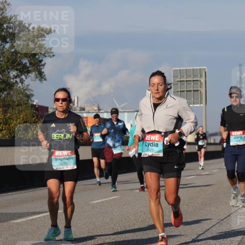 03.10.2025 - Köhlbrandbrückenlauf Luisa Fischer http://msf.ph/oto/9009839 03.10.2025 10:51:46 Position 3 579, 1092, 3625, 1255 meine-sportfotos.de