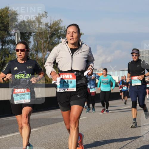 03.10.2025 - Köhlbrandbrückenlauf Luisa Fischer http://msf.ph/oto/9009864 03.10.2025 10:51:47 Position 3 1092, 3625, 1255 meine-sportfotos.de