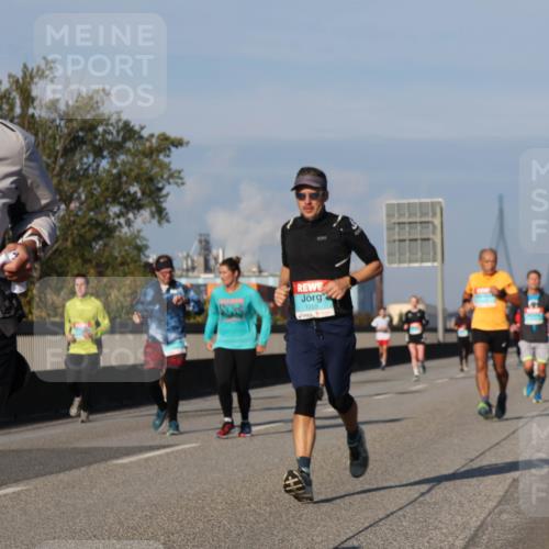 03.10.2025 - Köhlbrandbrückenlauf Luisa Fischer http://msf.ph/oto/9009872 03.10.2025 10:51:48 Position 3 3625, 1255 meine-sportfotos.de